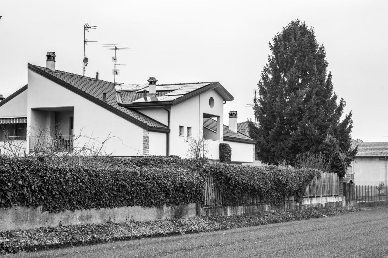 Casa Rosa Luisago Exterior foto